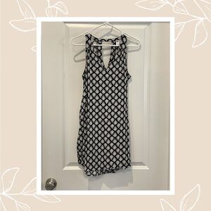 Old Navy Black and White Geometric Mini Dress